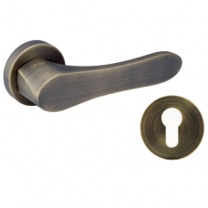 UKEN LEVER HANDLE W/ROSETTE PREMIUM -  149